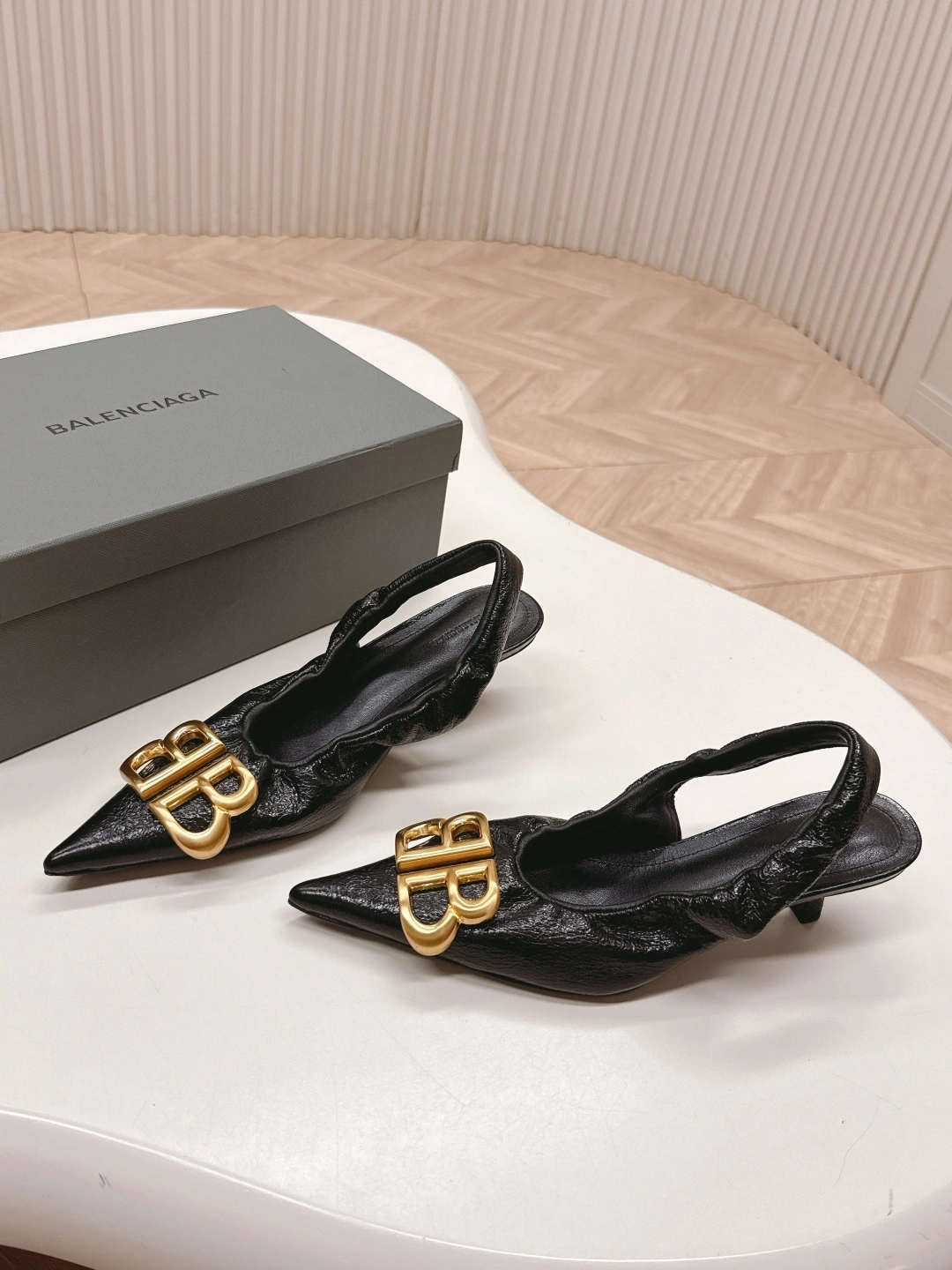 COCO-- 218593i161 818870WBD4T1080 Heel height：4.5CM cowhide sheepskin item:E-X158E1425W